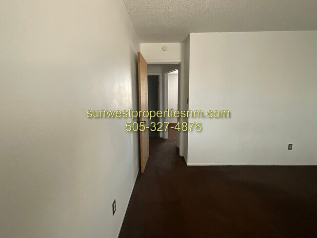 Building Photo - 2810 Parque De Oeste Dr