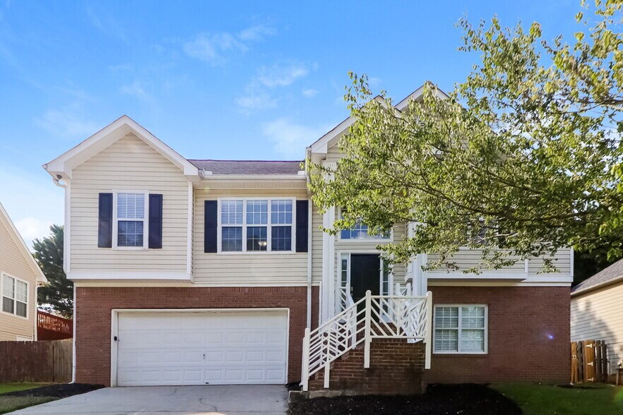Primary Photo - 2975 Northcliff Dr