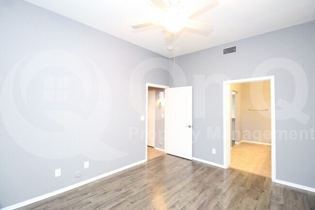 Building Photo - 1716 W Cortez St