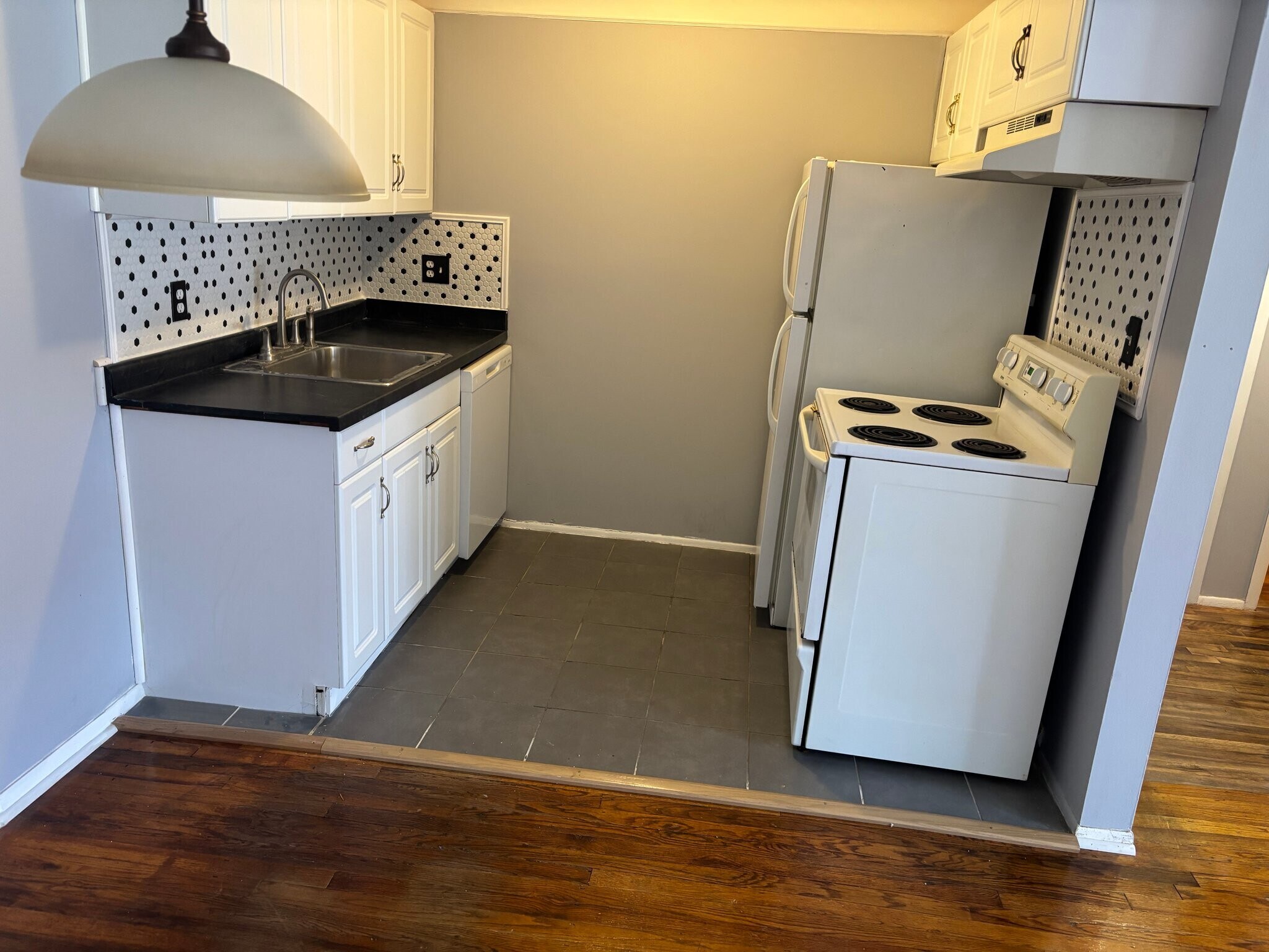 Building Photo - 1450 Ann Arbor Rd