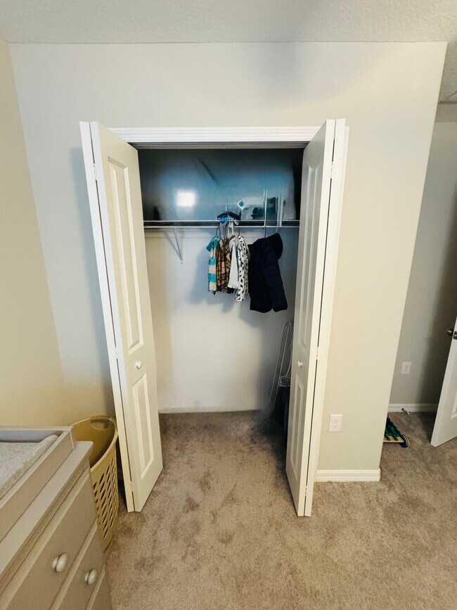 Building Photo - 7335 Canterbury Bells Ct