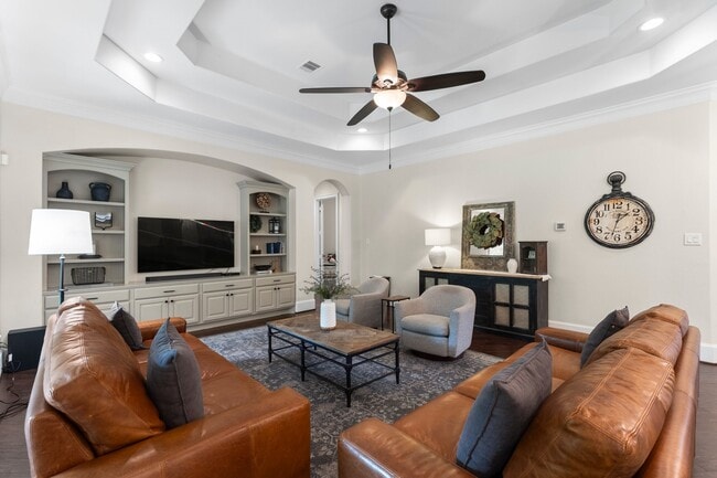 Building Photo - 5006 Newport Ct