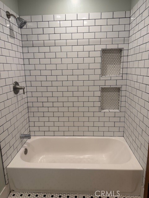 Building Photo - 3832 Bixby Dr