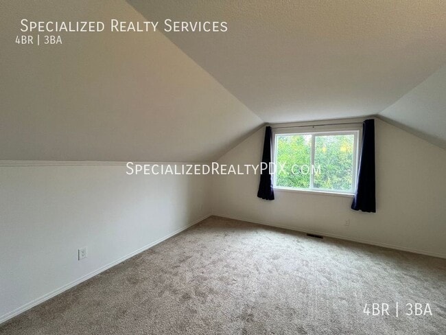 Building Photo - 5749 NE Harvest St