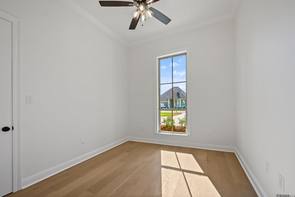 Building Photo - 17452 Lions Ear Ln