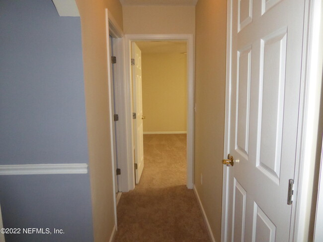 Building Photo - 8716 Canopy Oaks Dr