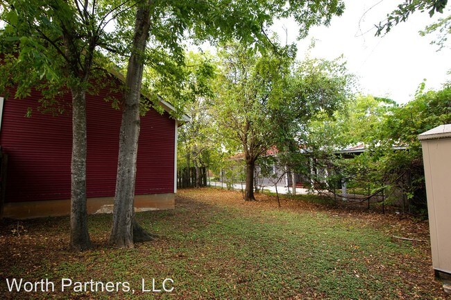 Building Photo - 5 br, 3 bath House - 200 Park Place