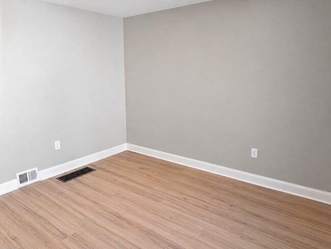 Building Photo - 1524/1526 E. 51st Street