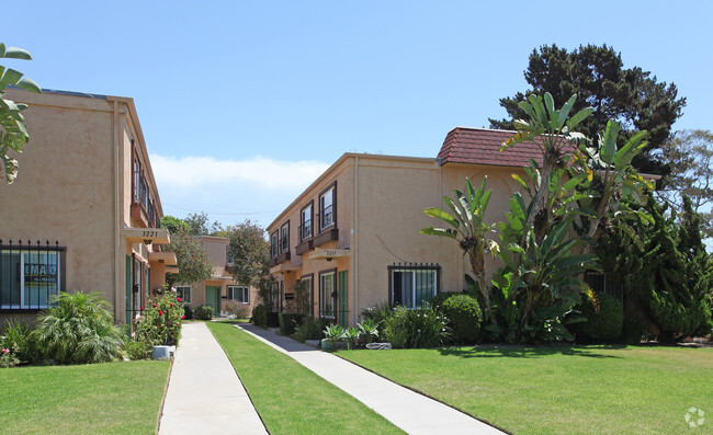 Building Photo - Apache Village Apartments