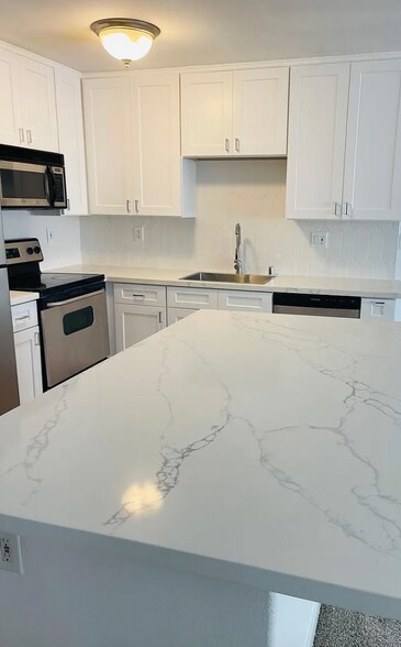 Building Photo - 1205 Colusa St