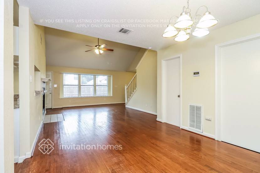 Building Photo - 6941 Brixham Dr