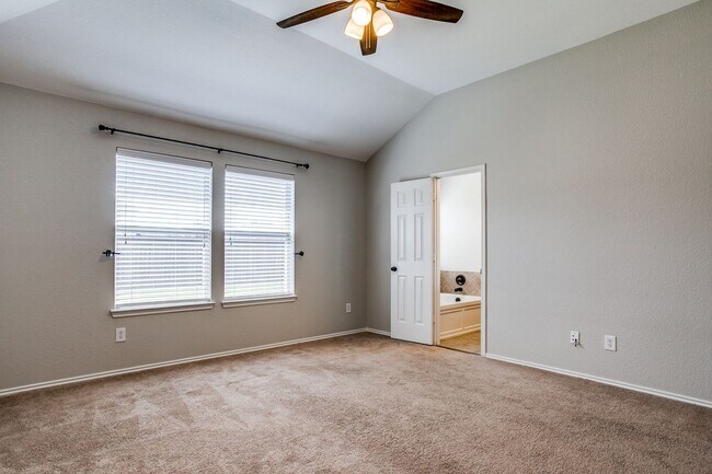 Building Photo - Upgraded 3 bedroom in Master Planned Community of Travis Ranch!!