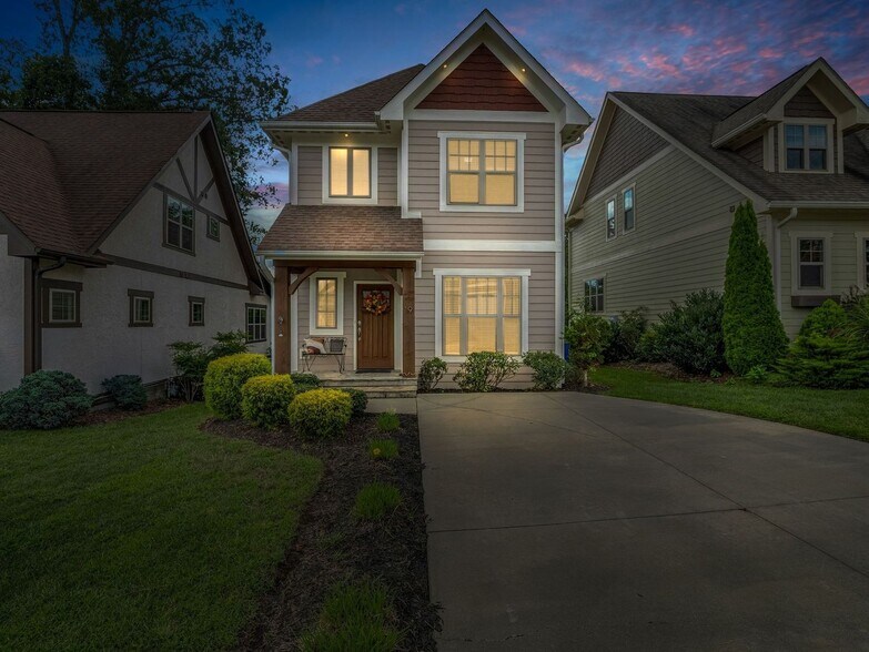 Building Photo - 19 Tudor Way