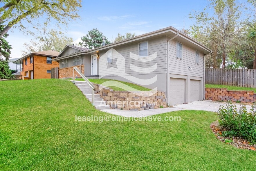 Building Photo - 8549 Meredith Ave