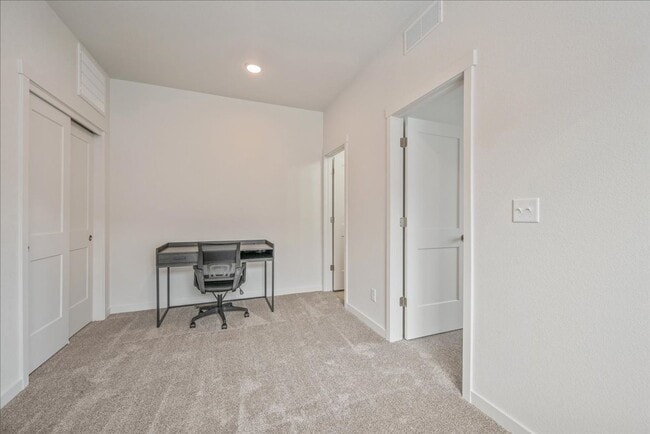 Building Photo - 1748 Richard Martin Dr