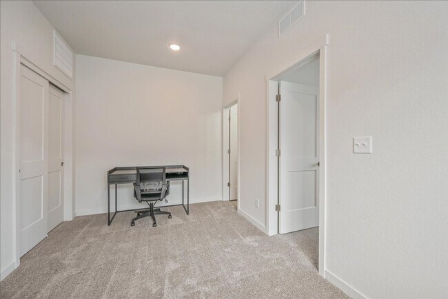 Building Photo - 1756 Richard Martin Dr