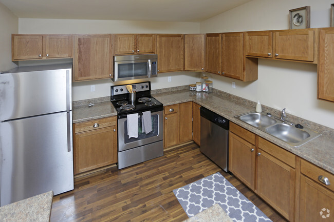 Three Bedroom - Kitchen - Wolf Creek