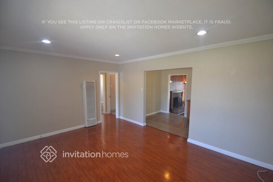 Building Photo - 10307 S Doty Ave
