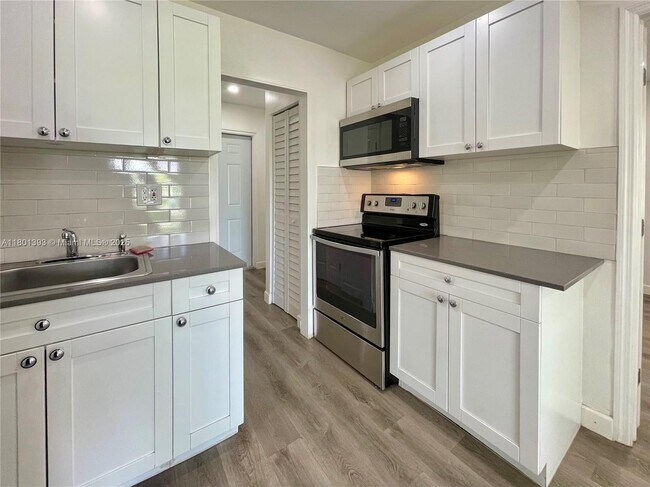 Building Photo - 26741 SW 139th Ave