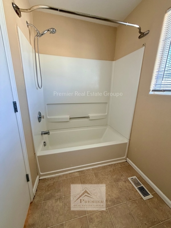 Building Photo - 8765 Bamboo Grove