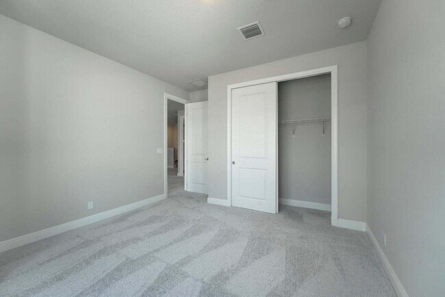 Building Photo - 9296 Crestview Cir
