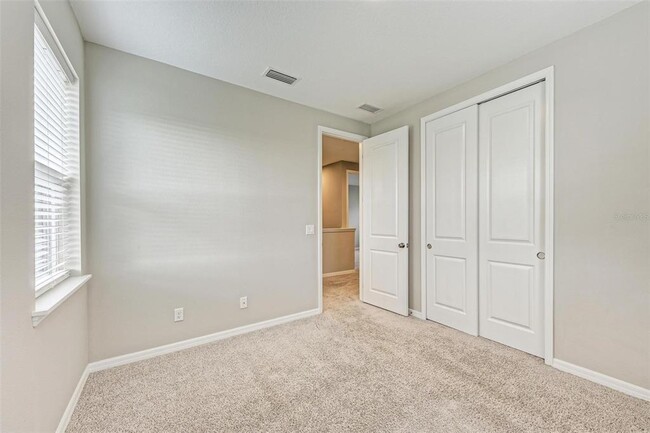 Building Photo - 5564 Summit Gln