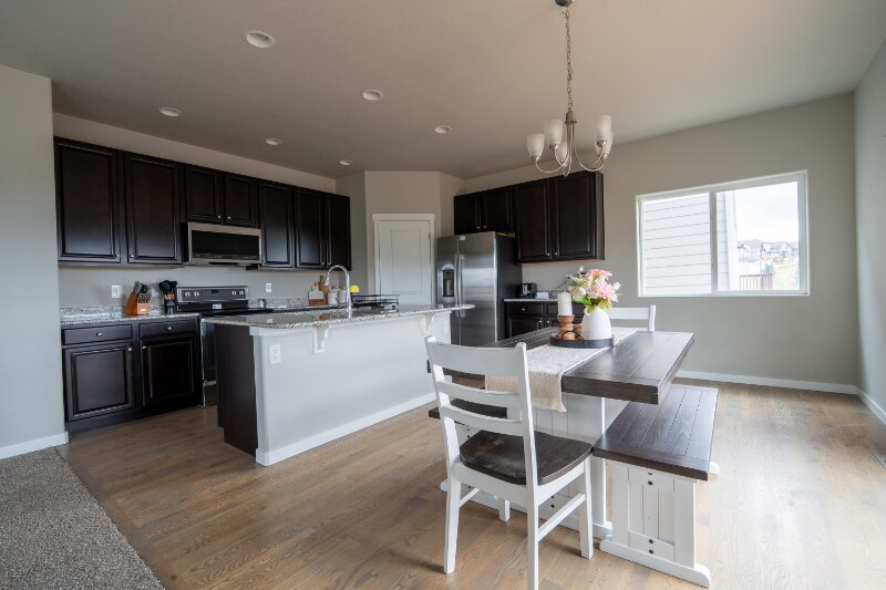 Building Photo - 1594 Grand Overlook St