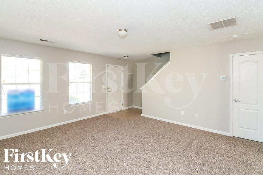 Building Photo - 3585 Parc Cir SW