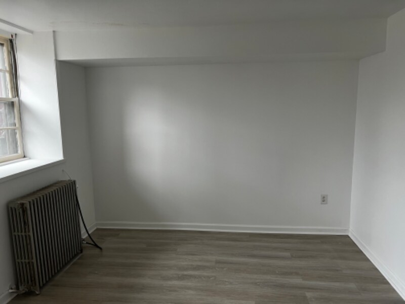 Building Photo - 40 Academy St
