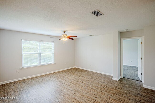 Building Photo - 7154 Riverbrooke St