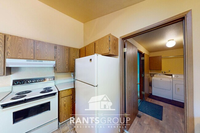 Building Photo - 174