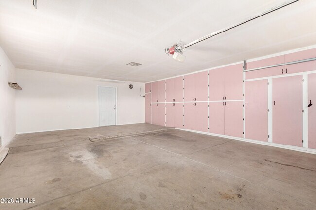 Building Photo - 11118 W Mountain View Rd