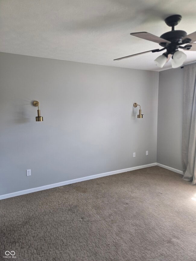 Building Photo - 5565 Allison Way