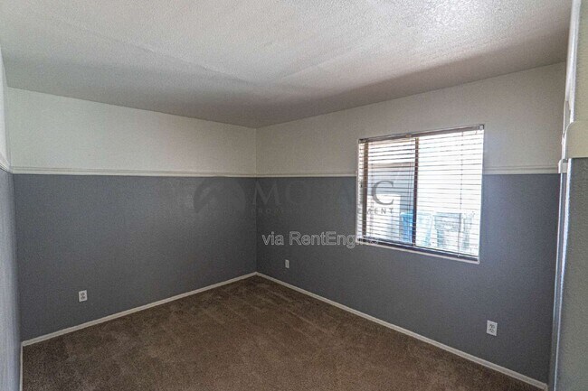 Building Photo - 8646 E Nido Ave