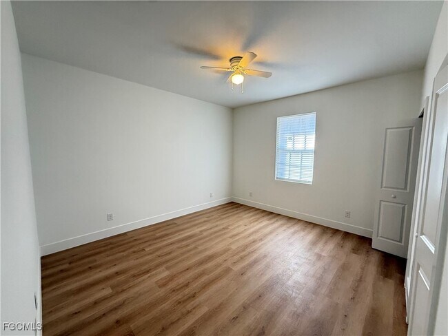 Building Photo - 4717 28th St SW