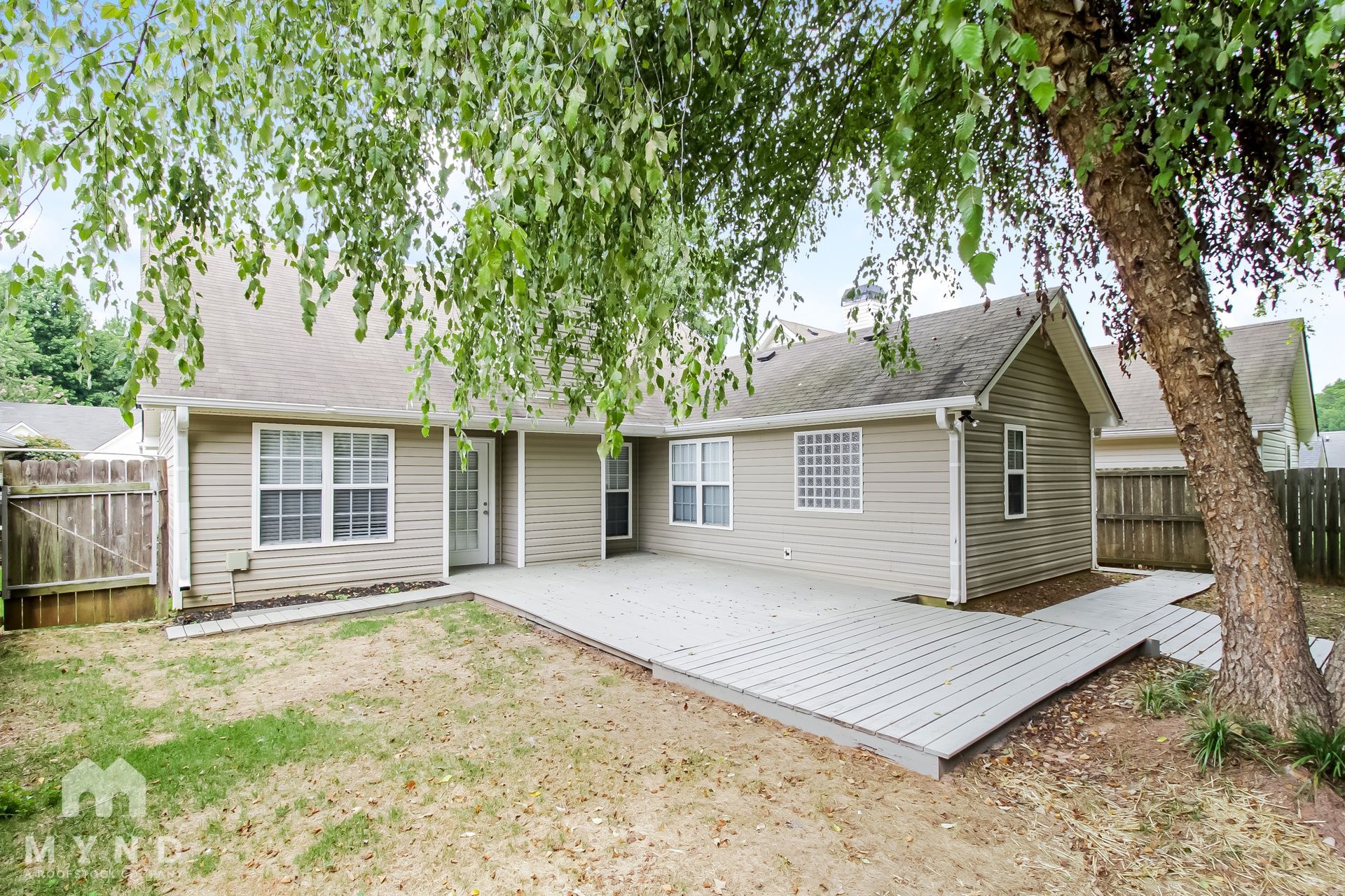 Building Photo - 142 Hunterian Pl