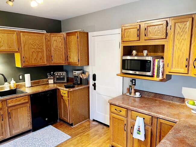 Building Photo - 2374 N 68th St