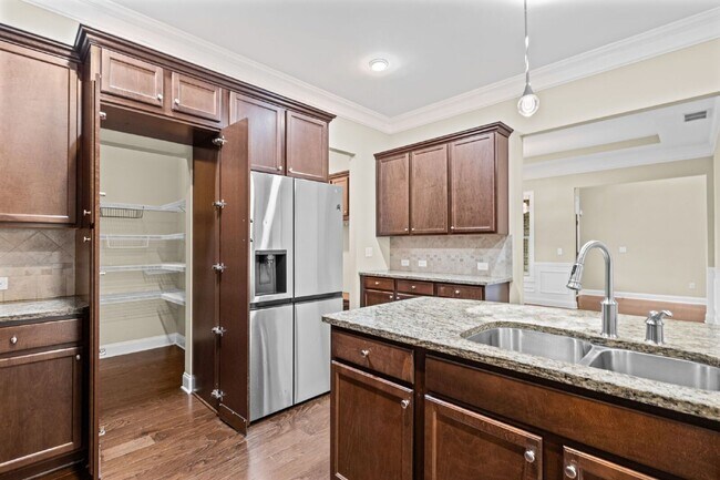 Building Photo - 4505 Summersweet Dr