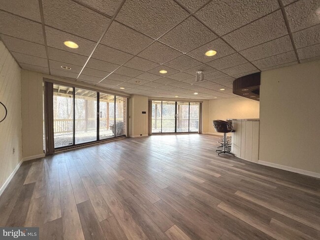 Building Photo - Beautiful 3bd 3bth contemporary A-framed home in the prestigious Eagle's Nest community.