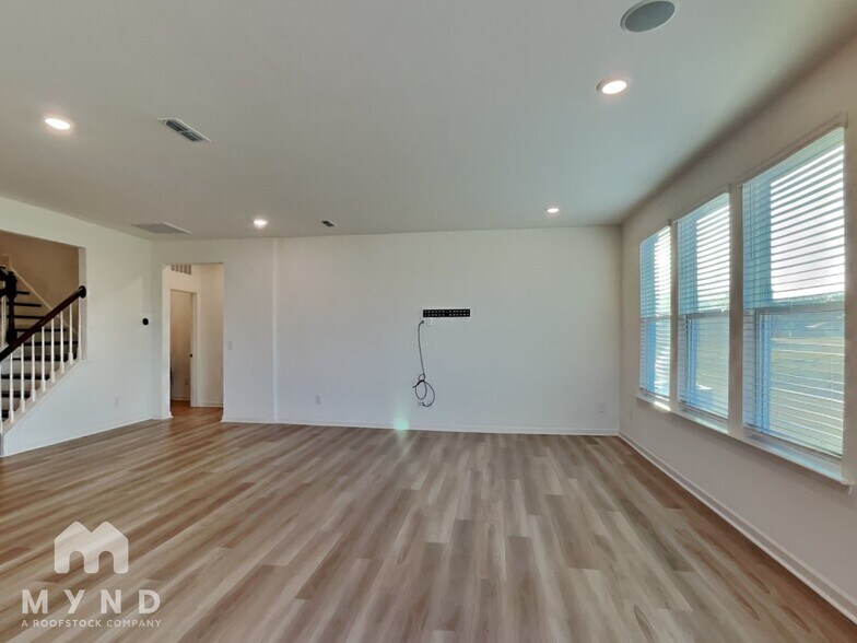 Building Photo - 50 Artemas Ward Dr