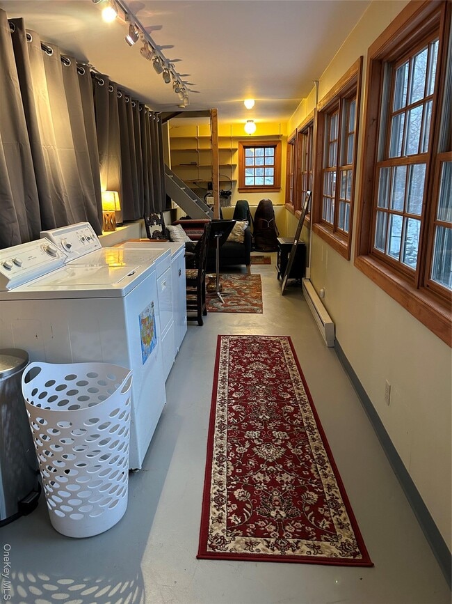 Building Photo - 186 Taylor Rd