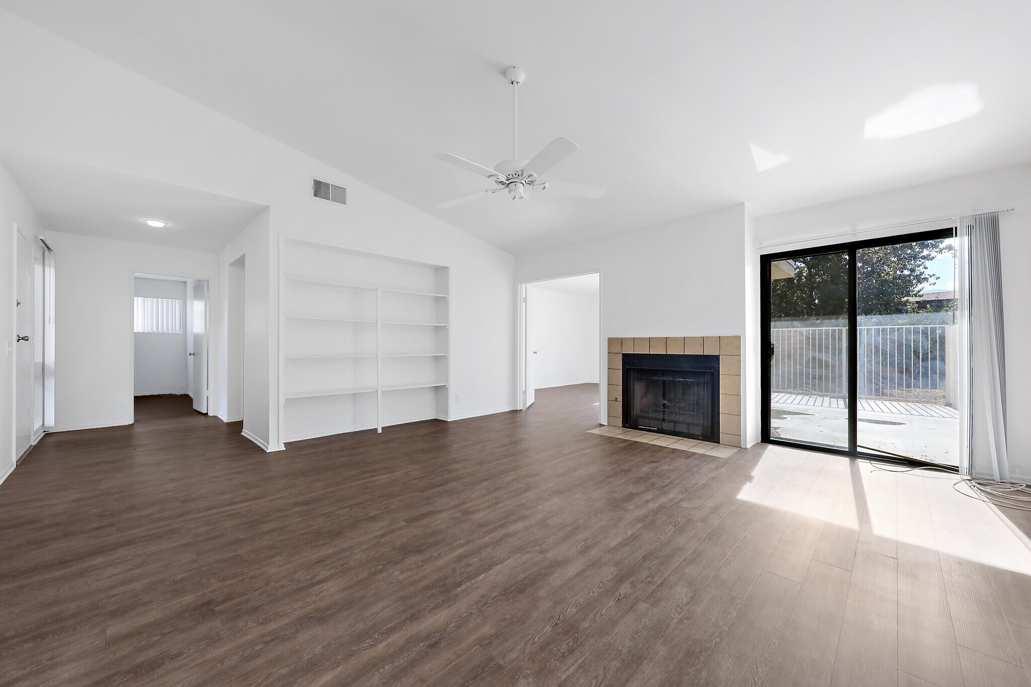 Building Photo - 74239 Santa Rosa Cir