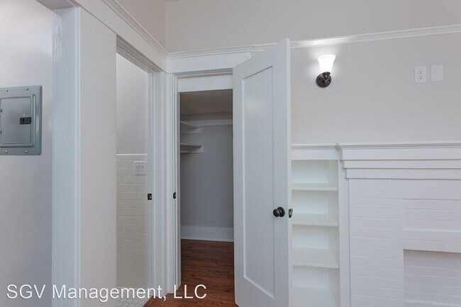 Building Photo - 1711 E Ocean Blvd