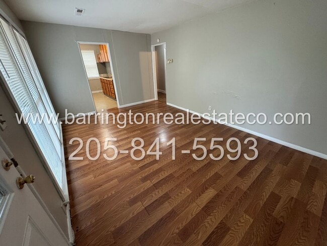 Building Photo - Midfield