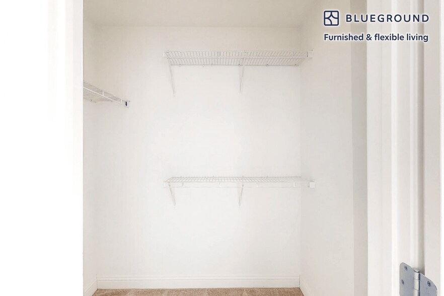 Building Photo - 152 Shipyard Dr