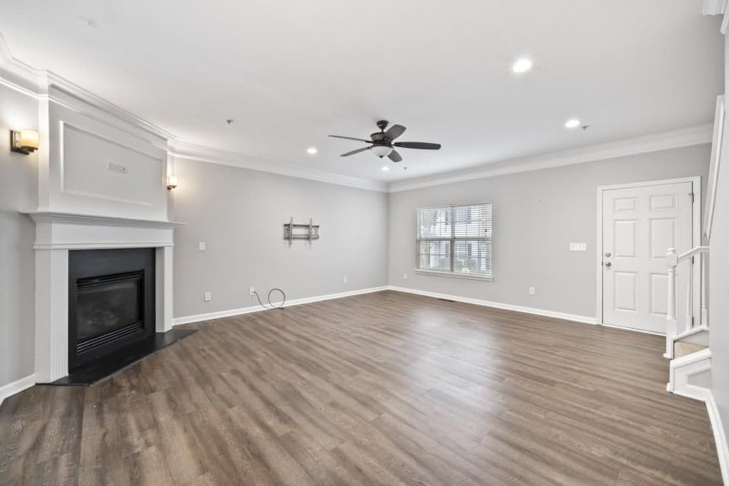 Building Photo - 1010 Society Way