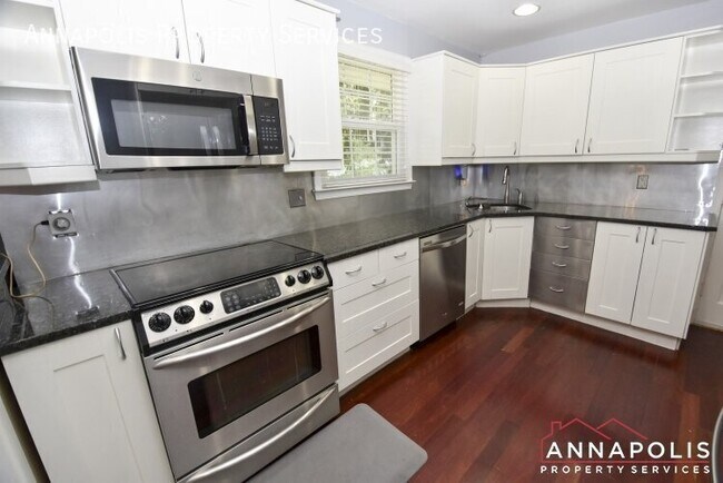 Building Photo - 300 S Cherry Grove Ave