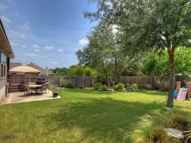 Building Photo - 510 Cameron Cove