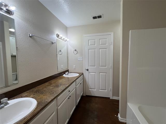 Building Photo - 104 Sunburst Ct