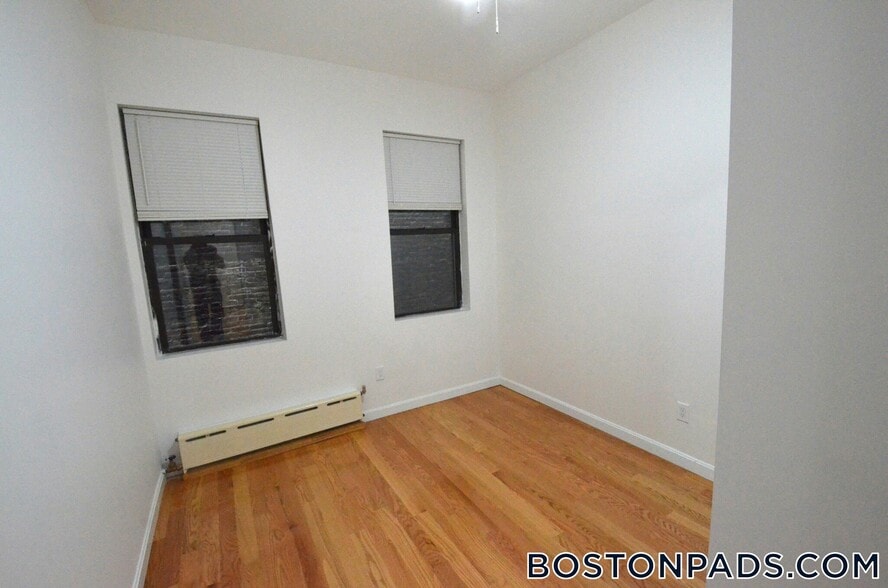 Building Photo - 58 Westland Ave